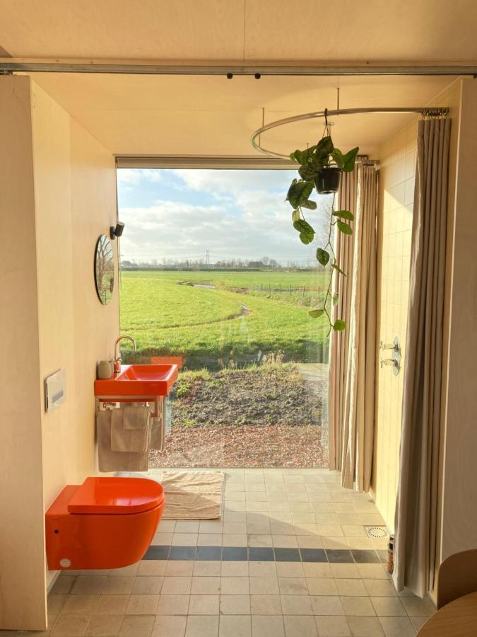 Tiny House Van Hoogspanning Naar Ontspanning Wirdum エクステリア 写真